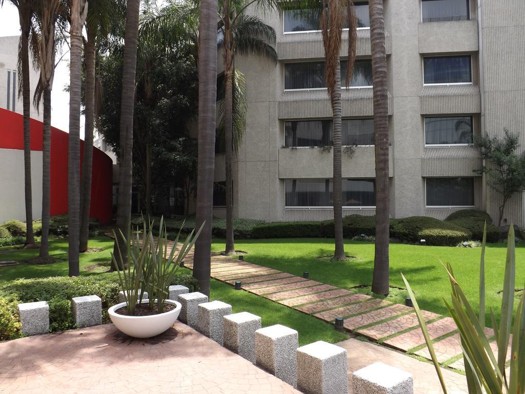 Royal Pedregal Hotel Mexico By Eksteriør billede View of the campus